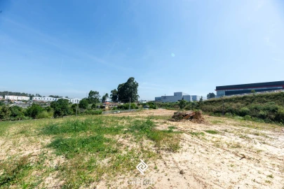 Terreno para Venda em Pedroso e Seixezelo