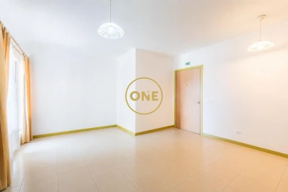 Apartamento T2 para Venda em Arrifes