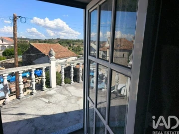 Moradia T5 para Venda em Paranhos