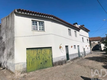 Moradia T5 para Venda em Paranhos
