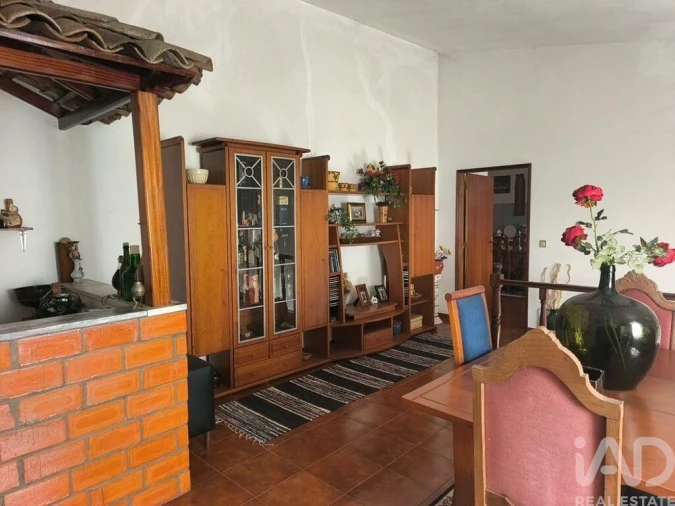 Moradia T5 para Venda em Paranhos Foto 35