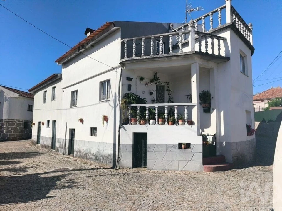 Moradia T5 para Venda em Paranhos Foto 23