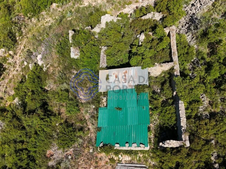 Terreno para Venda em Santa Barbara de Nexe Foto 8