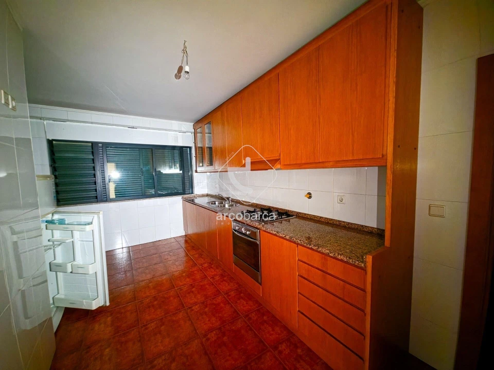 Apartamento T3 para Venda em Arcos de Valdevez (São Paio) e Giela Foto 1