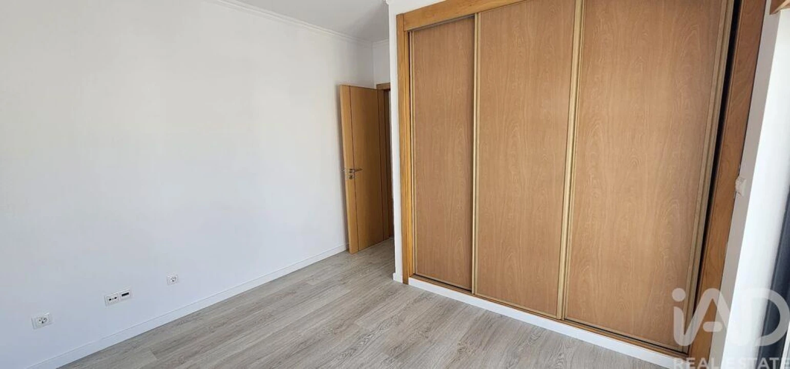 Moradia T5 para Venda em Laranjeiro e Feijó Foto 19