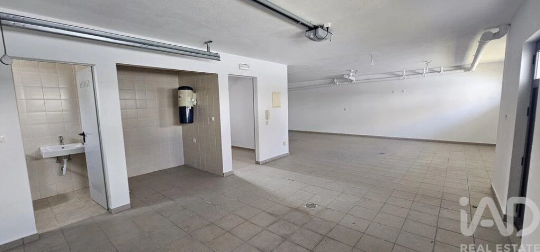 Moradia T5 para Venda em Laranjeiro e Feijó Foto 29