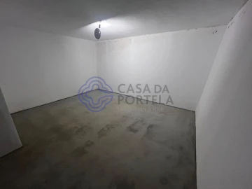 Loja para Arrendamento em Alto do Seixalinho, Santo André e Verderena