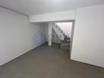 Loja para Arrendamento em Alto do Seixalinho, Santo André e Verderena