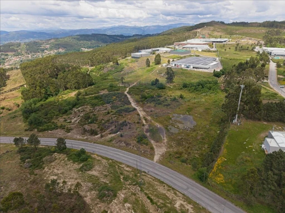 Terreno para Venda em Este (São Pedro e São Mamede) Foto 1