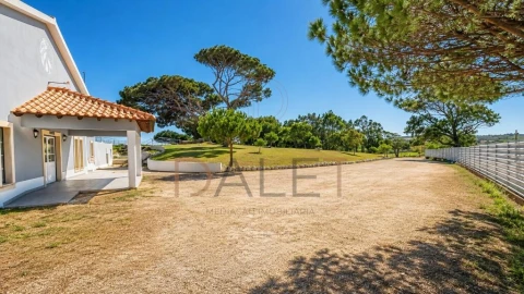 Quinta T5 para Venda em A dos Cunhados e Maceira