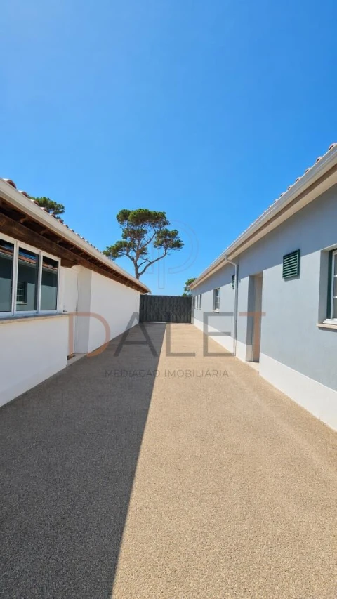 Quinta T5 para Venda em A dos Cunhados e Maceira