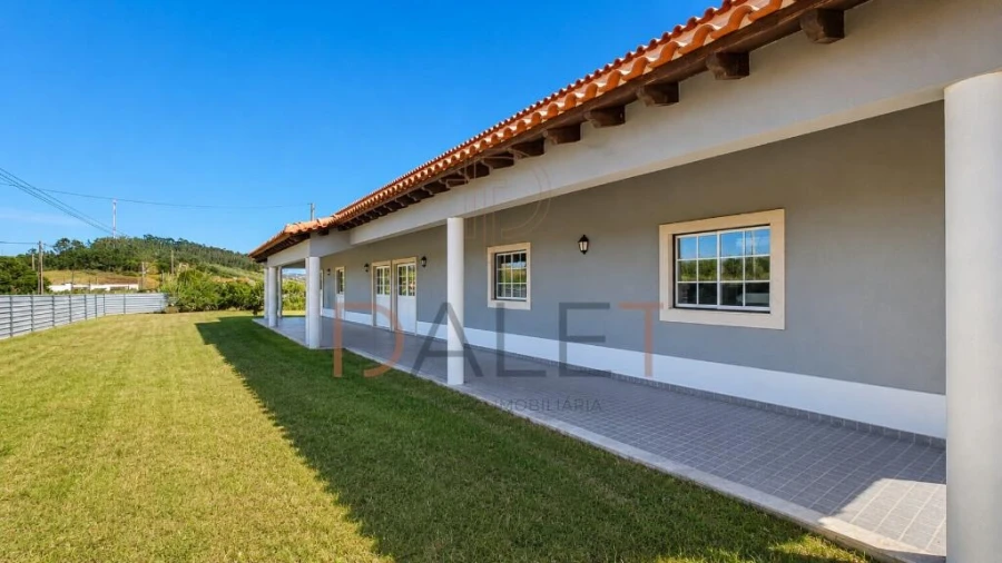 Quinta T5 para Venda em A dos Cunhados e Maceira Foto 4