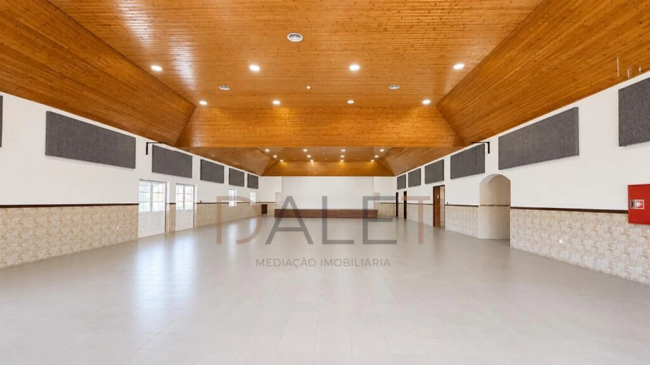 Quinta T5 para Venda em A dos Cunhados e Maceira Foto 18