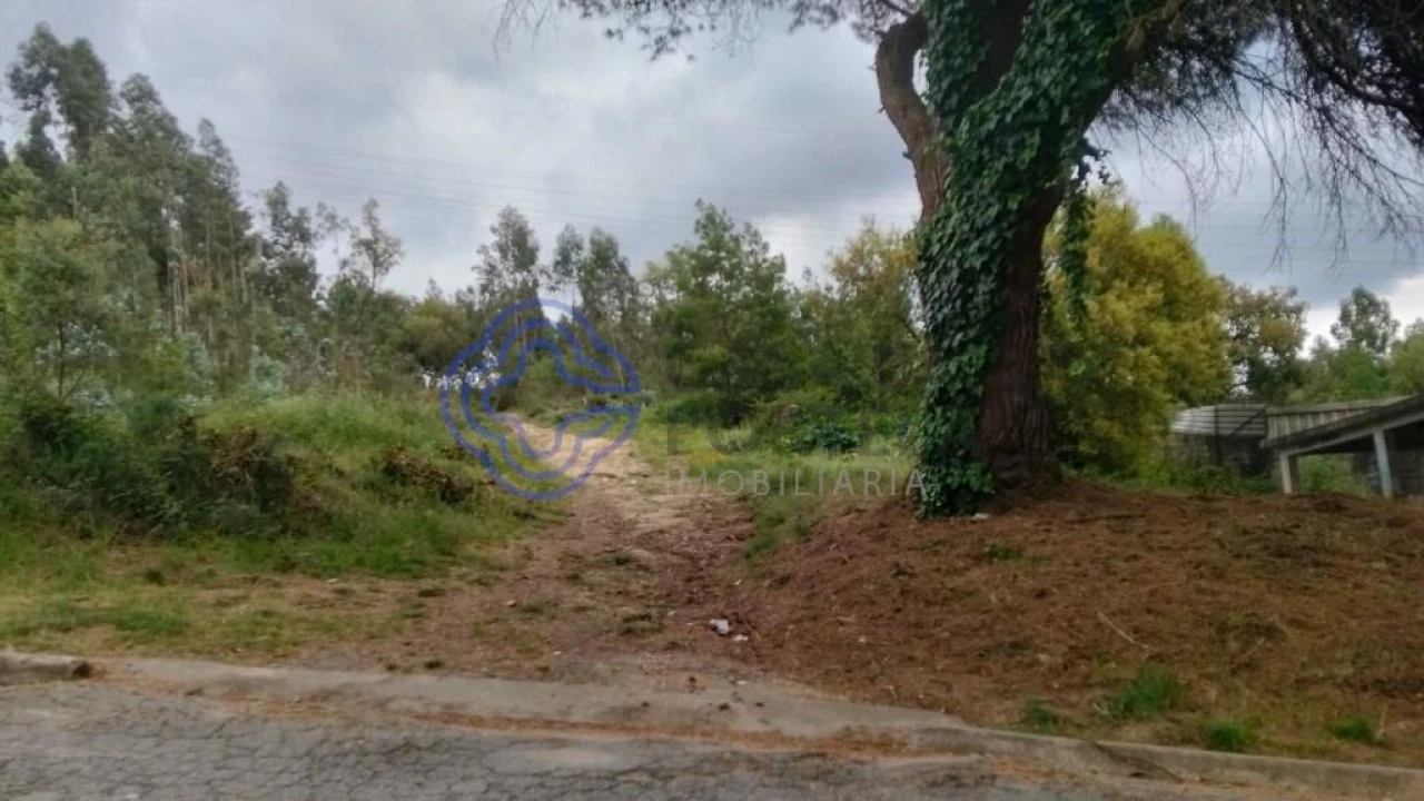 Terreno para Venda em Fânzeres e São Pedro da Cova Foto 14