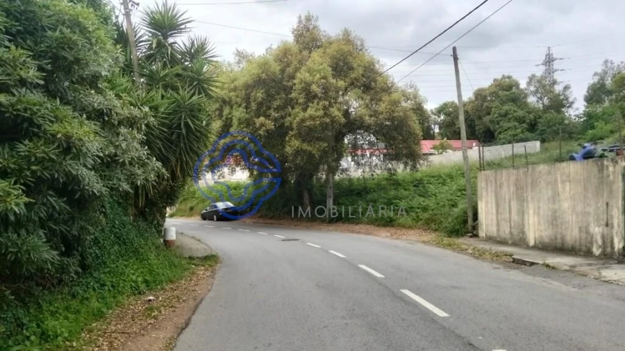 Terreno para Venda em Fânzeres e São Pedro da Cova Foto 9