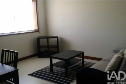 Apartamento T1 para Arrendamento em Antas e Abade de Vermoim