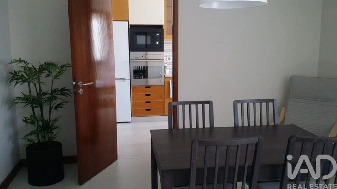 Apartamento T1 para Arrendamento em Antas e Abade de Vermoim Foto 7