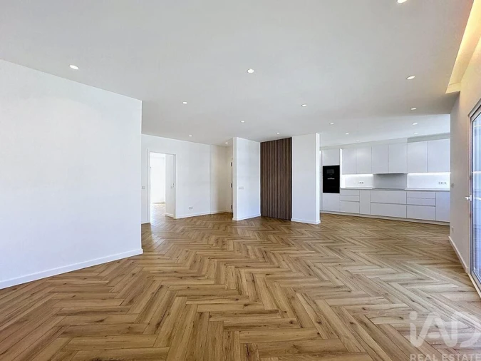 Apartamento T2 para Venda em Quarteira Foto 14