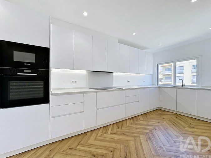 Apartamento T2 para Venda em Quarteira Foto 16