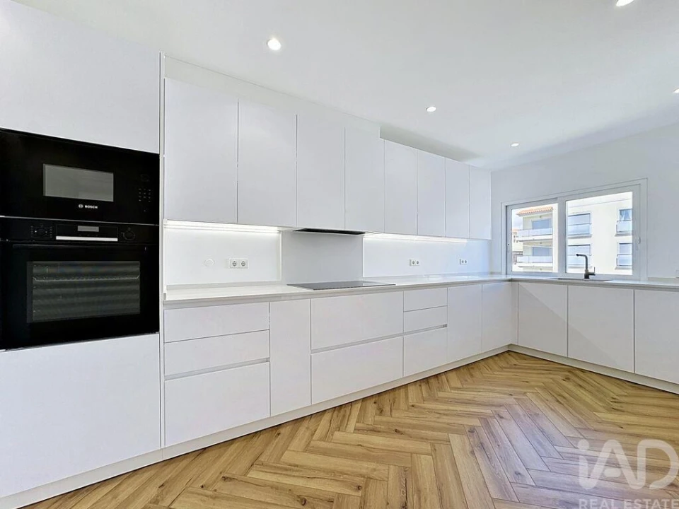 Apartamento T2 para Venda em Quarteira Foto 16