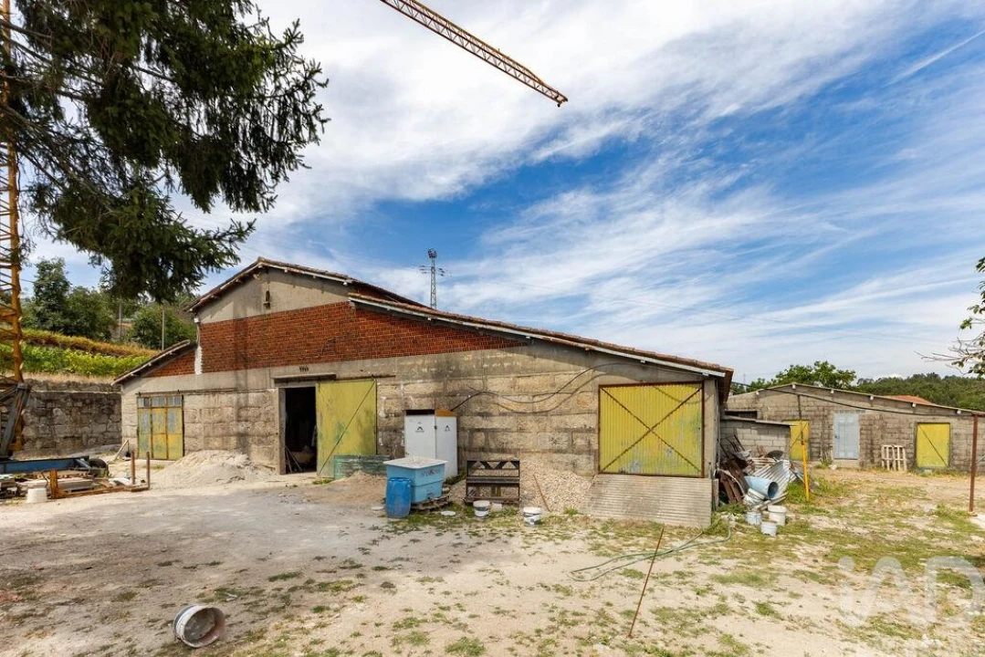 Terreno para Venda em Astromil Foto 1