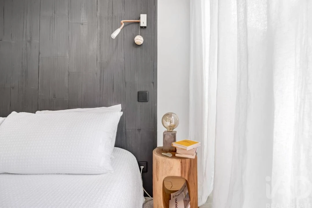 Apartamento T2 para Venda em Misericórdia Foto 9