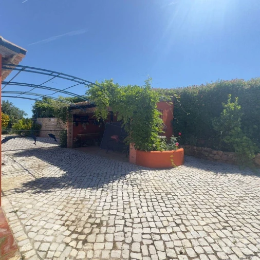 Moradia T3 para Venda em Quelfes Foto 14