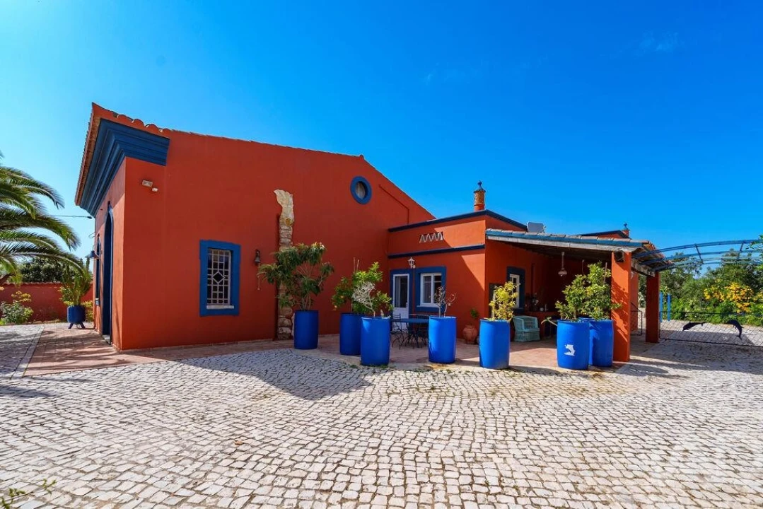 Moradia T3 para Venda em Quelfes Foto 3