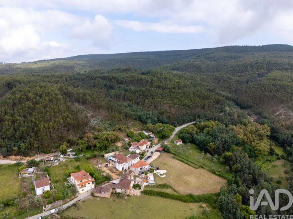 Moradia T2 para Venda em Vila Nova do Ceira Foto 33
