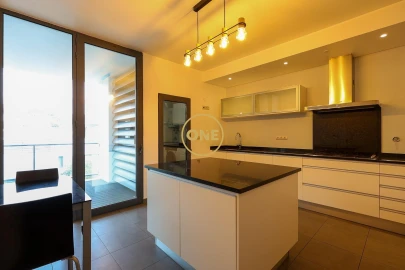 Apartamento T3 para Venda em Funchal (São Pedro)