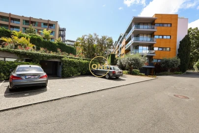 Apartamento T3 para Venda em Funchal (São Pedro)