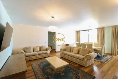 Apartamento T3 para Venda em Funchal (São Pedro)