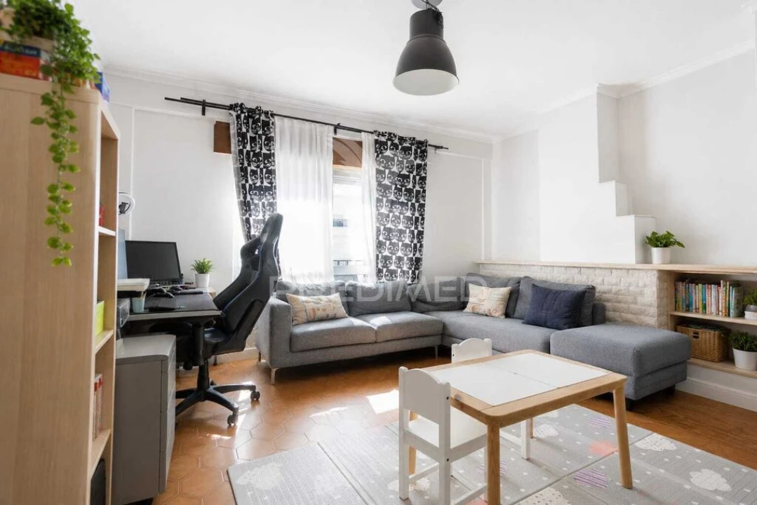 Apartamento T2 para Venda em Samora Correia Foto 1