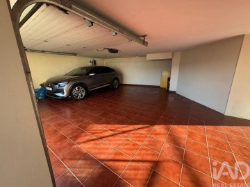Moradia T3 para Venda em Funchal (Santa Maria Maior)