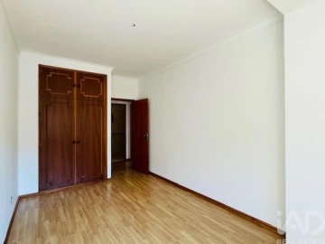 Apartamento T3 para Venda em Subportela, Deocriste e Portela Susã