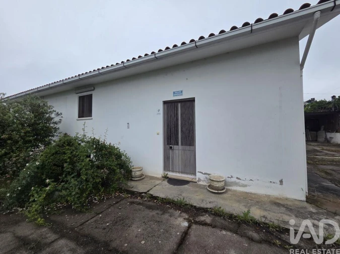 Moradia para Venda em Pinheiro de Azere Foto 4