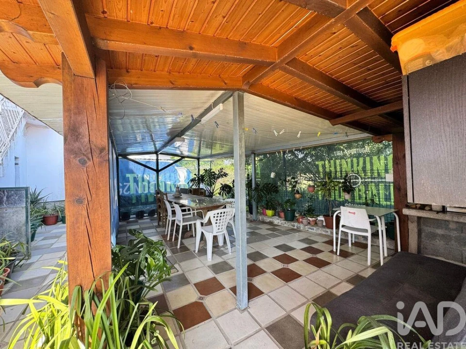 Moradia T6 para Venda em Ribeira Foto 16