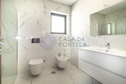Moradia T3 para Venda em Santa Maria da Feira, Travanca, Sanfins e Espargo