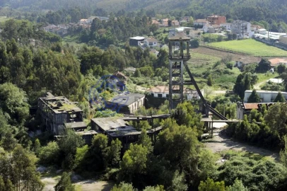 Terreno para Venda em Fânzeres e São Pedro da Cova