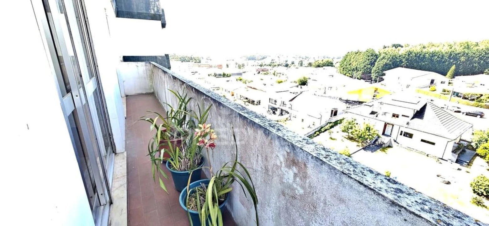 Apartamento T3 para Venda em Nogueira e Silva Escura Foto 7