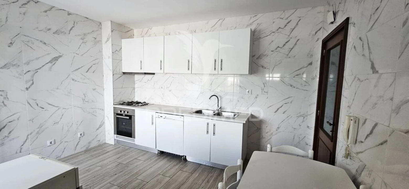 Apartamento T3 para Venda em Nogueira e Silva Escura Foto 1