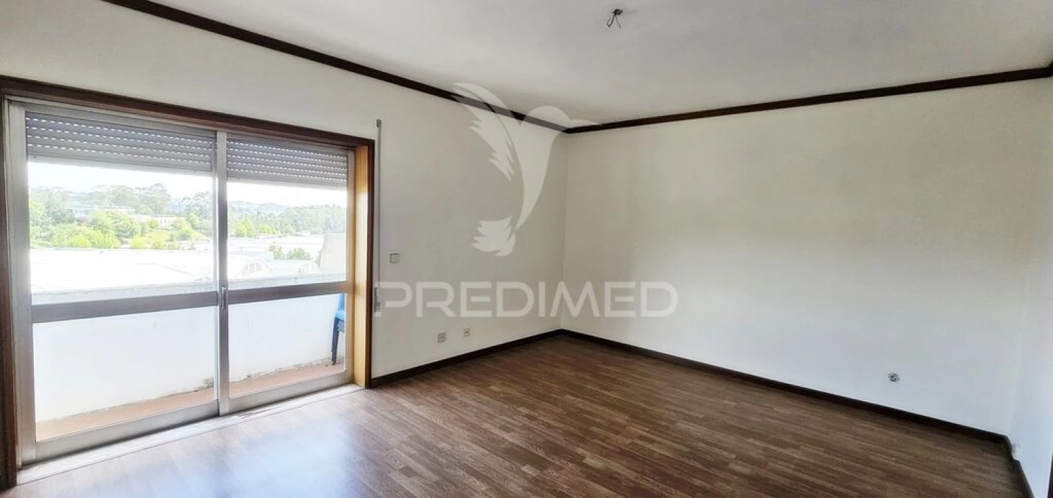 Apartamento T3 para Venda em Nogueira e Silva Escura Foto 5