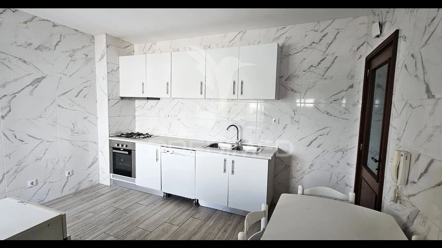 Apartamento T3 para Venda em Nogueira e Silva Escura