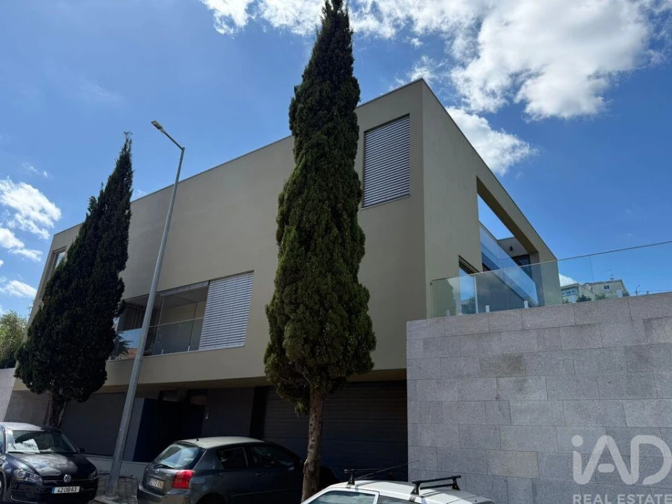Moradia T4 para Venda em Lagares e Figueira Foto 1