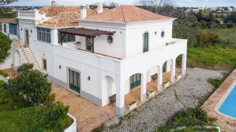 Quinta T4 para Venda em Moncarapacho e Fuseta