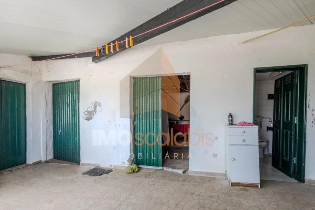 Moradia T4 para Venda em Abitureiras Foto 5