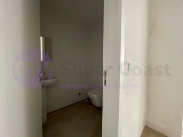 Loja para Arrendamento em Caldas da Rainha - Santo Onofre e Serra do Bouro