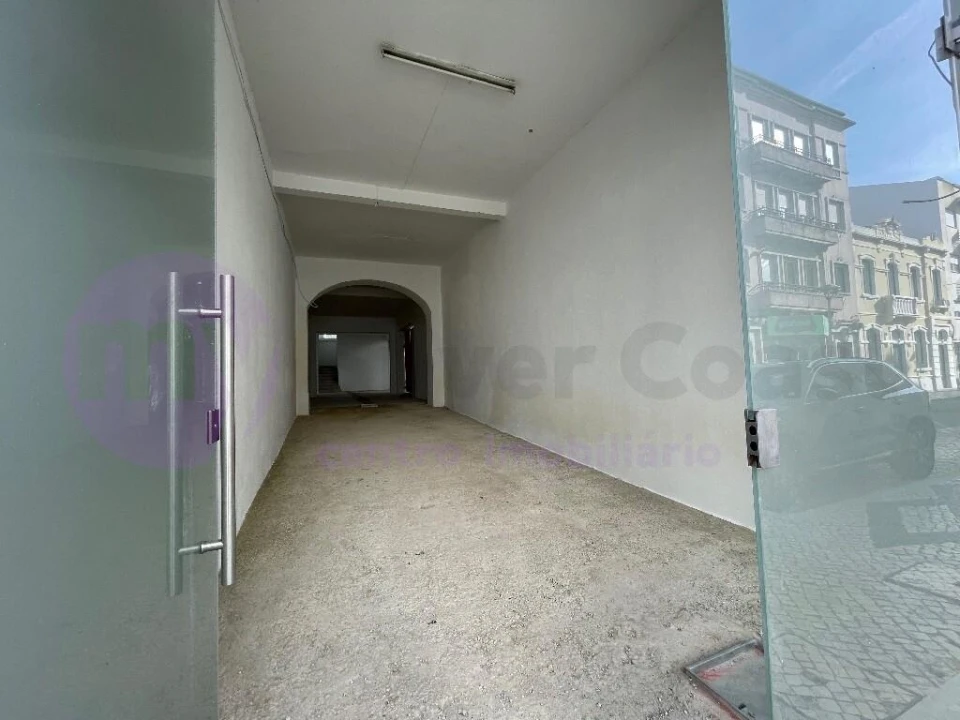 Loja para Arrendamento em Caldas da Rainha - Santo Onofre e Serra do Bouro Foto 2
