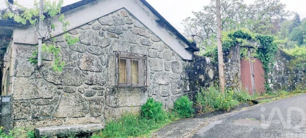Moradia para Venda em Loivo