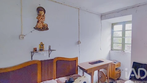 Moradia para Venda em Loivo